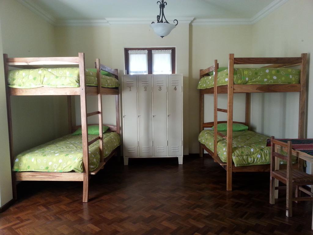 Villa Oropeza Hostel スクレ 部屋 写真